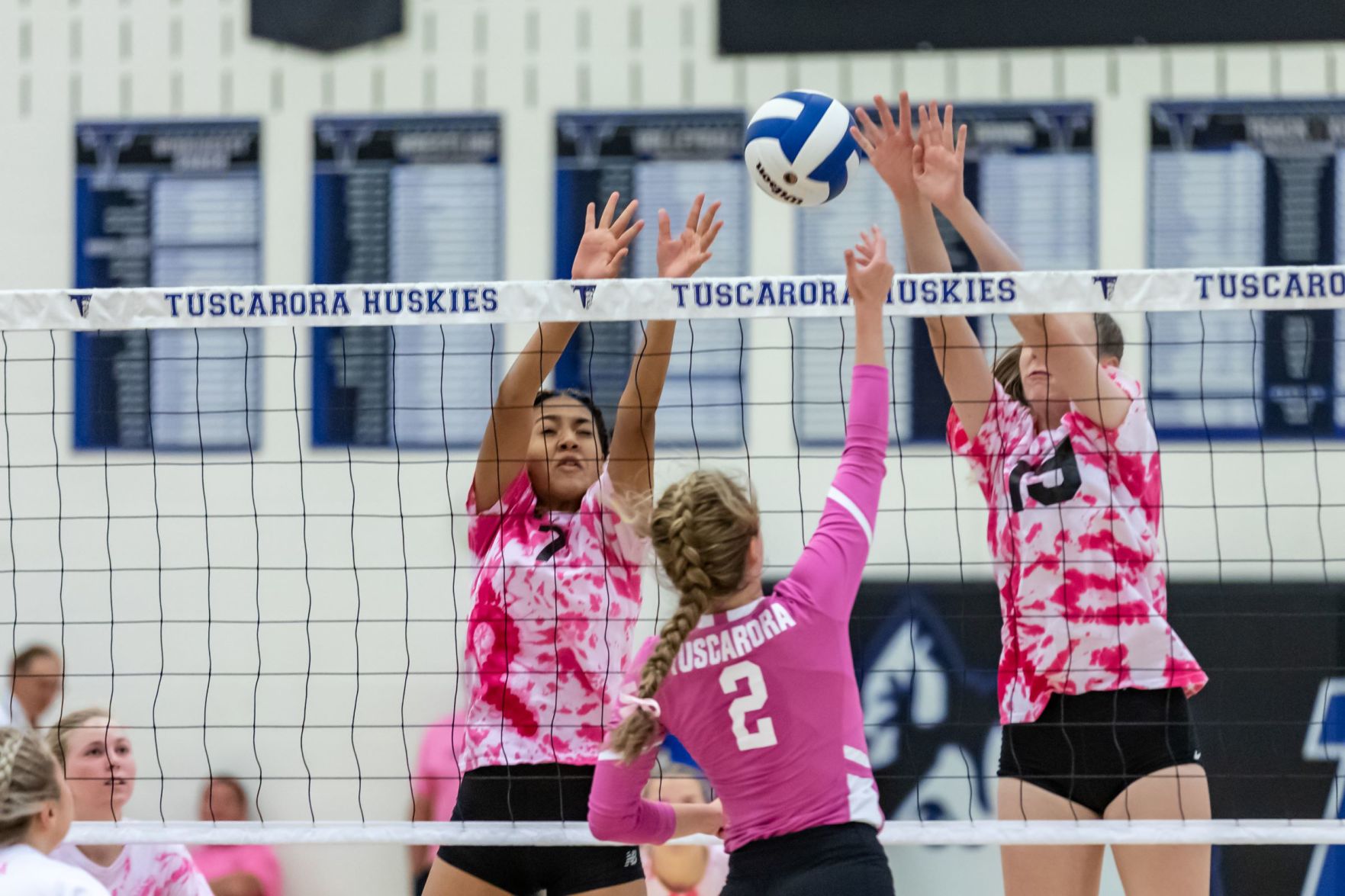 THS v BRHS dig pink_2.jpg